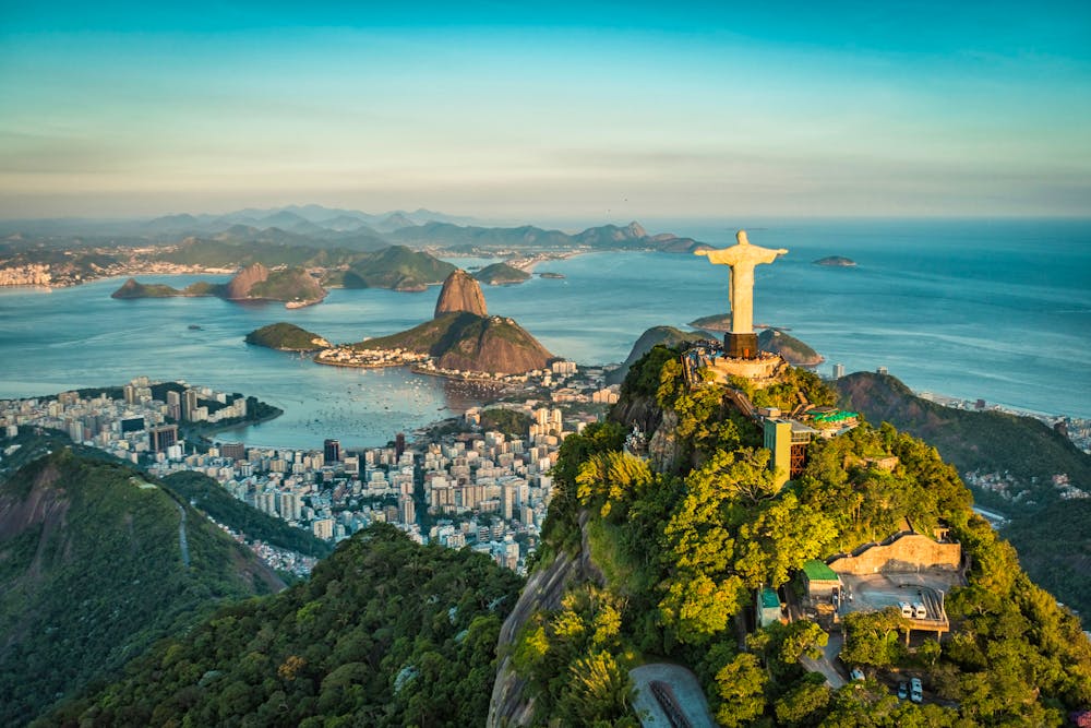 RIO DE JANEIRO Christus und der Bucht von Botafogo &ndash; &copy; marchello74 - stock.adobe.com