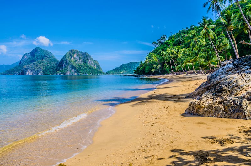 Strand bei El Nido auf der Insel Palawan  - ©Igor Tichonow - stock.adobe.com
