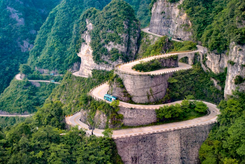 Tianmenshan-Nationalpark - Himmelsverbindungsallee auf dem Berg Tianmen - ©Tatiana Kolosovskaya - stock.adobe.com