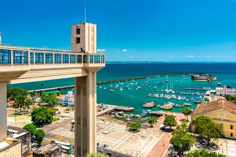 Blick auf die Baia de Todos os Santos und den Fahrstuhl Lacerda in Salvador  - ©Fred Pinheiro - stock.adobe.com
