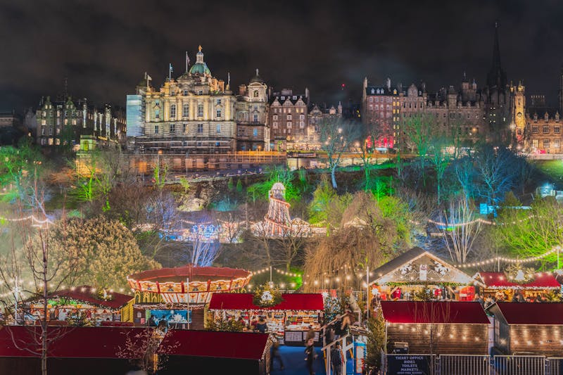 Weihnachtsmarkt in Edinburgh - ©Cristian - stock.adobe.com