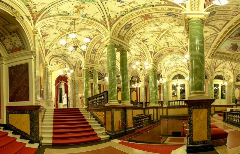 In der Dresdner Semperoper - ©kivi80 - stock.adobe.com
