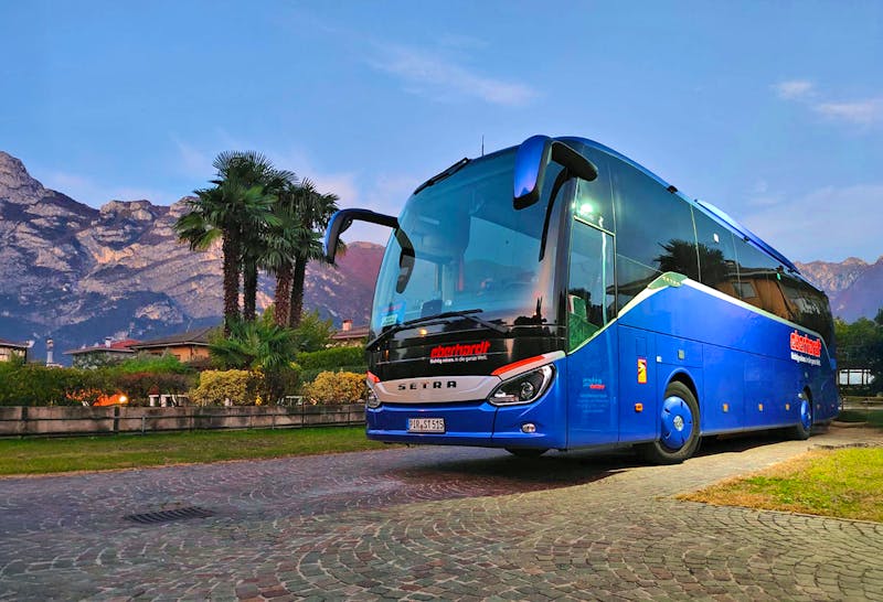 Eberhardt-Reisebus am Gardasee - ©Jan Tuzar - SATRA Eberhardt