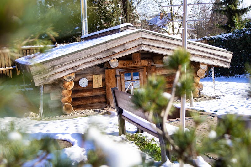 Bad Soden-Salmünster - Sauna-Blockhaus in der Spessart-Therme im Winter - ©Spessart Tourismus und Marketing GmbH