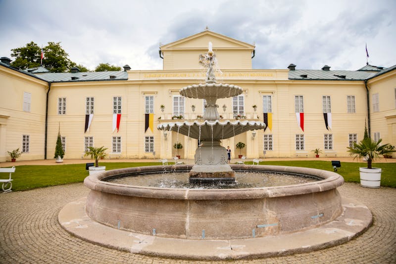 Lazne Kynzvart (Bad Königswart) - Sommerschloss im Stil des Wiener Klassizismus  - ©AnnaRudnitskaya - stock.adobe.com