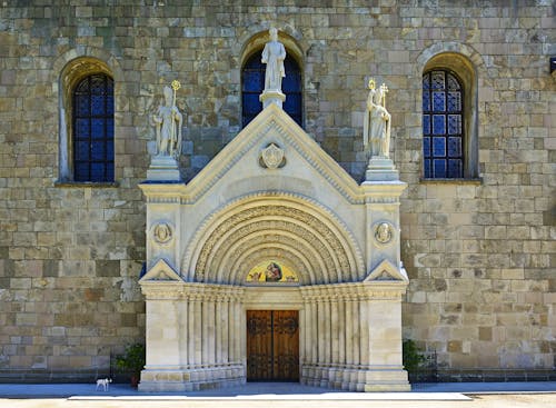  Abteikirche Mariä Verkündigung des Klosters Tepla bei Eger (Cheb)  &ndash; &copy; Pecold - stock.adobe.com
