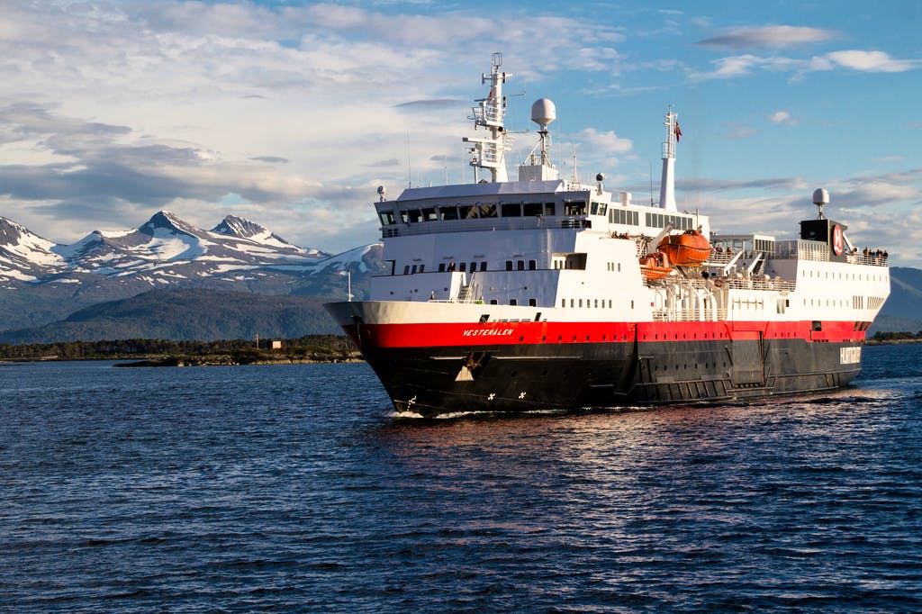 MS Vesterålen&nbsp;&ndash;&nbsp;&copy;&nbsp;Hurtigruten