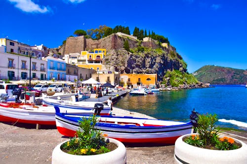 Hafen von Lipari - Liparische Inseln &ndash; &copy; Martin Büchner - Eberhardt TRAVEL
