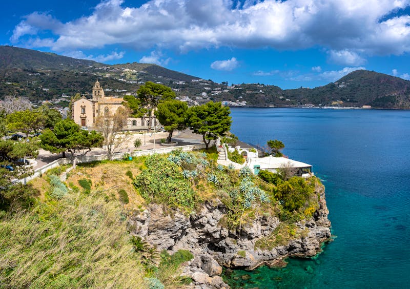 Lipari Stadt - Panoramablick vom Burgberg Richtung Norden - ©Frank Lambert - stock.adobe.com