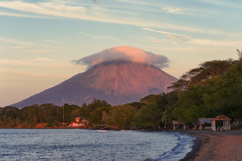Blick auf den Vulkan Concepcion von der Punta Jesus Maria auf der Insel Ometepe - ©Cisco_96 - stock.adobe.com