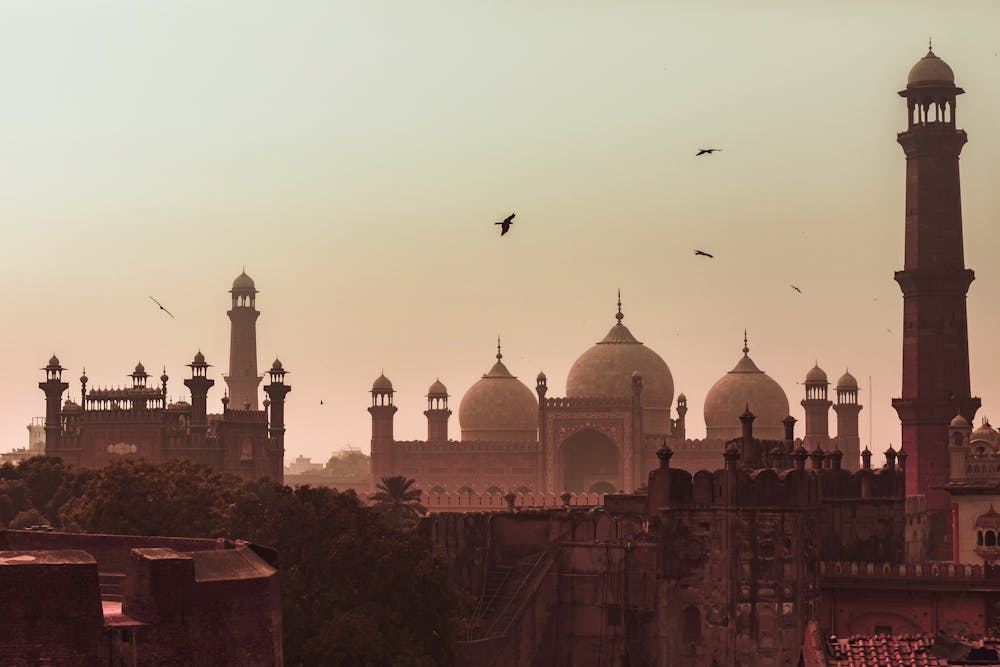 Badshahi Moschee in Lahore - Pakistan &ndash; &copy; Katya Tsvetkova  - stock.adobe.com