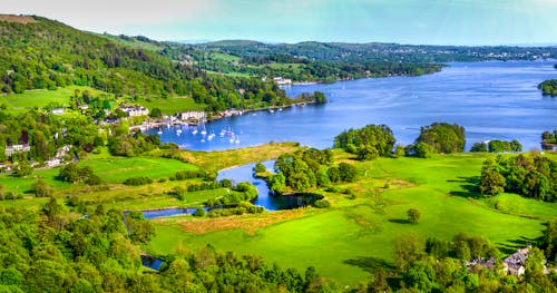 Lake Windermere im Lake District in Nordengland &ndash; &copy; Garry Basnett - stock.adobe.com