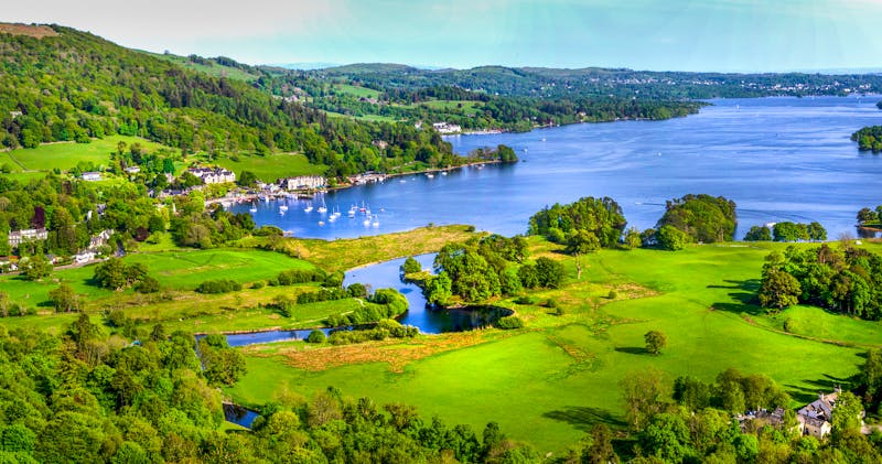 Lake Windermere im Lake District in Nordengland - &copy;Garry Basnett - stock.adobe.com