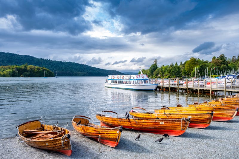 Lake Windermere on the beautiful Lake District in England - ©kmiragaya - stock.adobe.com
