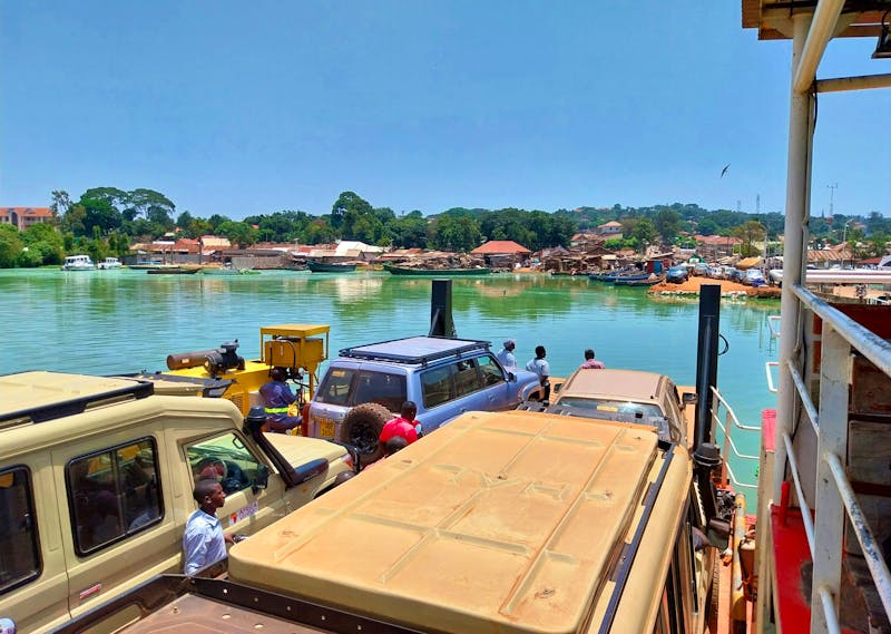 Fähre über den Victoria See in Uganda - ©Julian Bartsch - Eberhardt TRAVEL