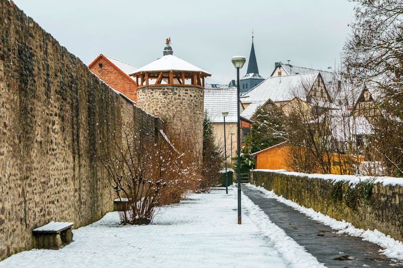 Mittelalterliche Stadtmauer in Steinau an der Straße - Hessen - ©lic0001 - stock.adobe.com