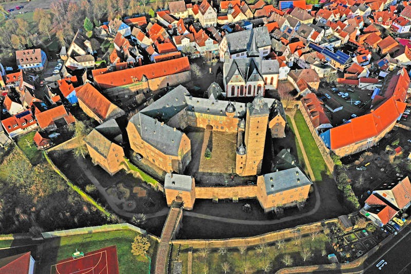 Mittelalterliches Städtchen Steinau an der Straße in Hessen - ©Roman - stock.adobe.com