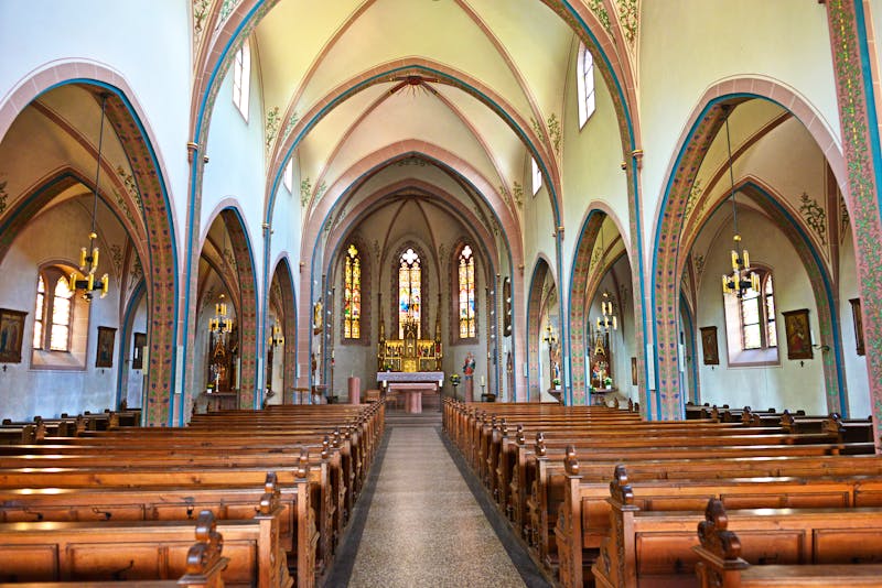 Pfarrkirche St. Laurentius in Bad Soden-Salmünster - ©Ilhan Balta - stock.adobe.com
