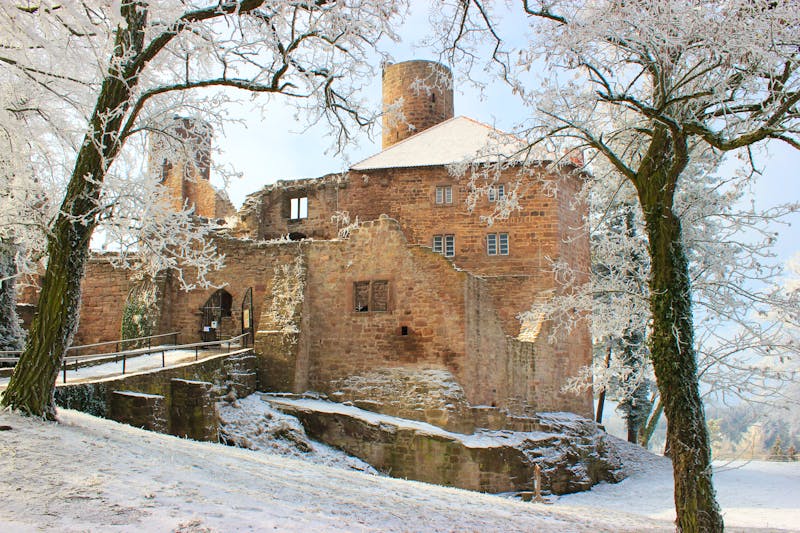 Burg Hanstein im Winter - ©Schmutzler-Schaub - stock.adobe.com