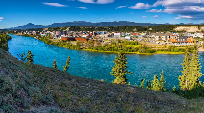 Whitehorse am Yukon Fluss im Norden Kanadas - ©Chris Stenger - stock.adobe.com