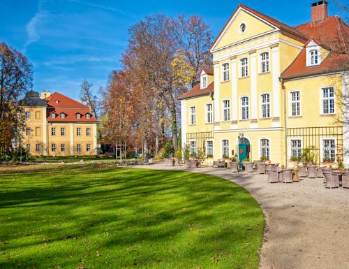 Schloss Lomnitz in Niederschlesien – © Marcin - stock.adobe.com