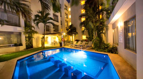 Ambiance Suites Cancun, Poolanlage – © @erikruizphoto
