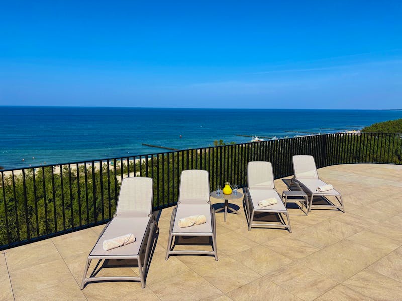 Terrasse im SOFRA FIT & SPA Gesundheitsinstitut – ©IdeaSpa