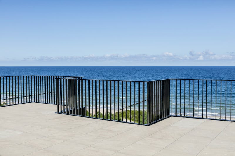 Blick auf das Meer von der Terrasse im SOFRA FIT & SPA Gesundheitsinstitut – ©IdeaSpa