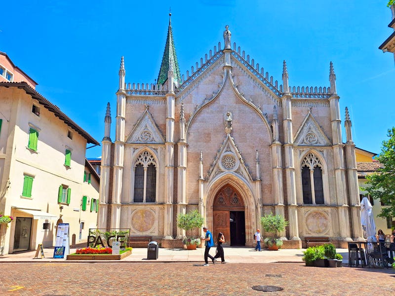 Kirche in Trient - ©Claudia Hartwich - Eberhardt TRAVEL