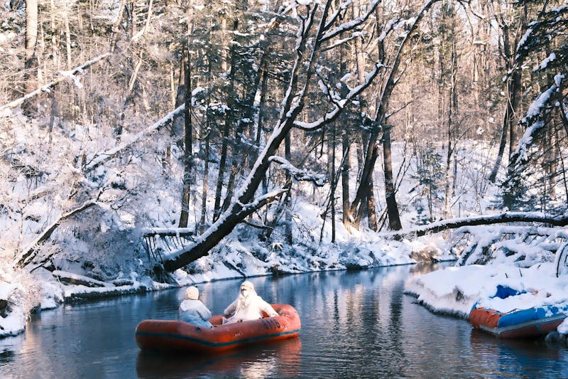 Bootsfahrt im Changbaishan Gebirge in Jilin, China - ©Xiuying Zou