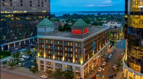 Hampton Inn & Suites Buffalo Downtown - Hotelgebäude – © 2025 Hilton