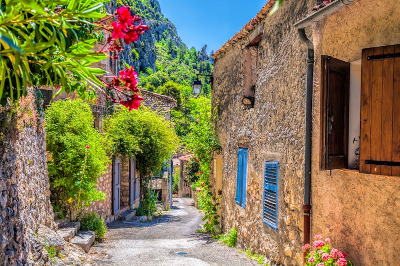 Dorf Moustiers Sainte Marie an der Verdon-Schlucht - Provence - ©Tomas Marek - stock.adobe.com