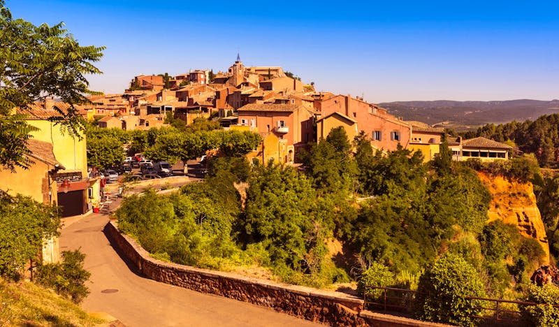 Roussillon und die typischen Ockerfelsen in der Provence  - ©karlo54 - stock.adobe.com
