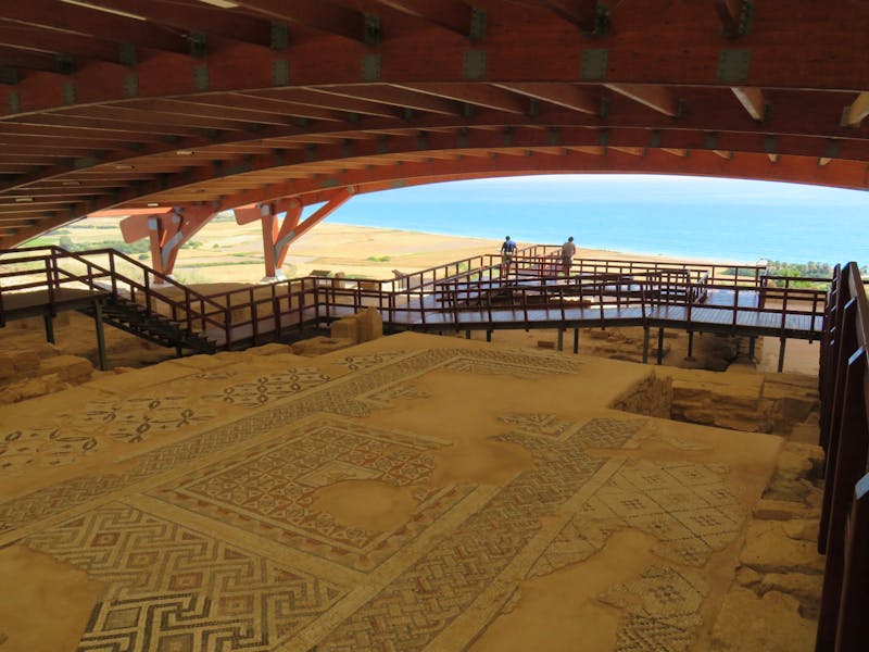 Bodenmosaike in der Ausgrabungsstätte Kourion - ©Mario Scheinert - Eberhardt TRAVEL