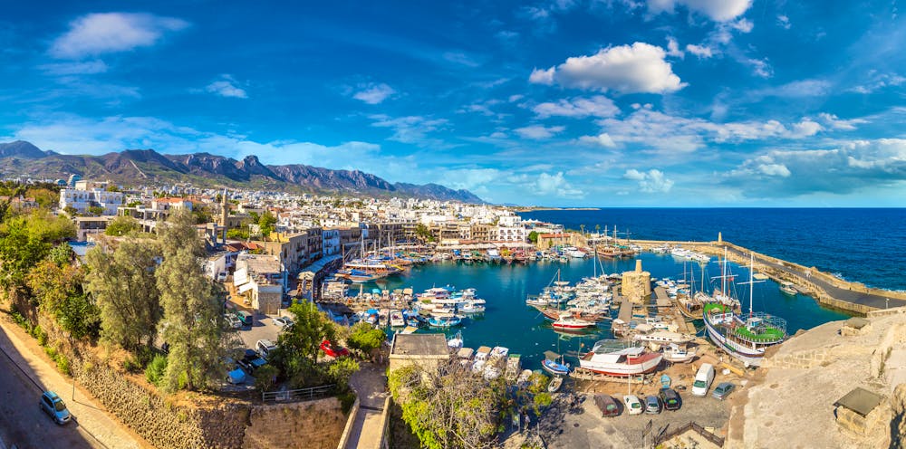 Hafen von Kyrenia (Girne) in Nord-Zypern &ndash; &copy; Sergii Figurnyi - stock.adobe.com