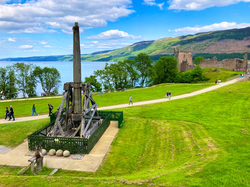 Besichtigung des Urquhart Castle am Loch Ness - ©Andreas Wolfsteller - Eberhardt TRAVEL