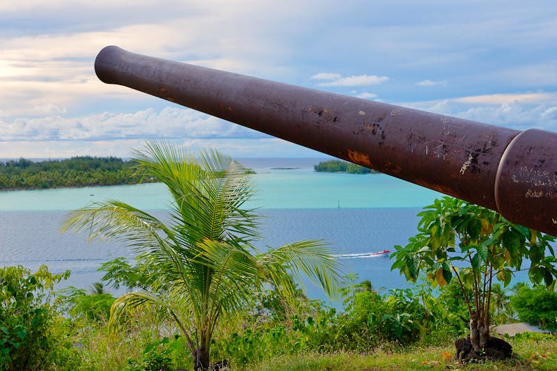 Französisch-Polynesien Überreste des Zweiten Weltkriegs, Bora Bora  - ©bru - stock.adobe.com