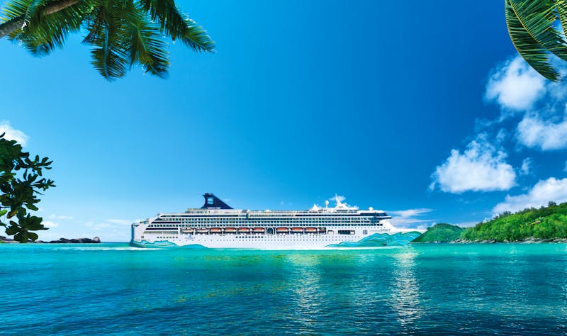 NCL Spirit Roratonga - ©Shutterstock / Norwegian Cruise Line