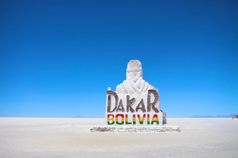 Salar de Uyuni - Denkmal für die Ralley Dakar - ©Marianne Förster - Eberhardt TRAVEL