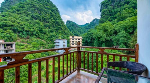 Snow Lion Riverside Resort Umgebung – © Snow Lion Riverside Resort