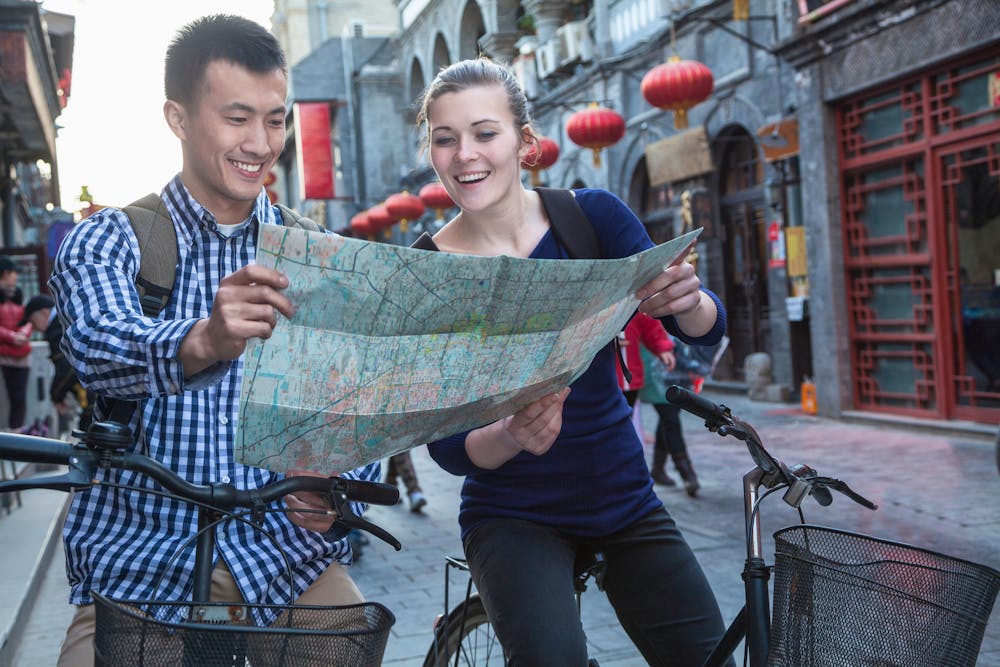 Peking - unterwegs zu Fuß und per Rad &ndash; &copy; xixinxing - stock.adobe.com