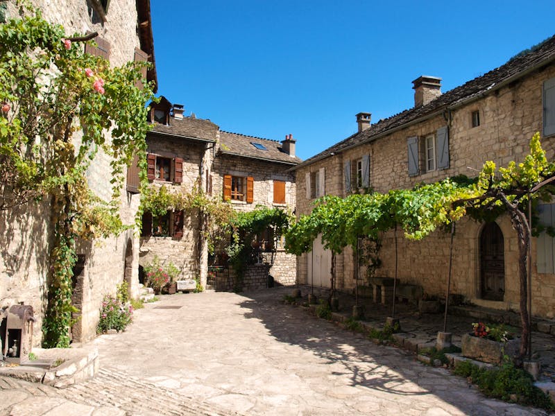 Dorf Sainte Enimie in der Tarnschlucht - Gorges du Tarn - ©Hans-Martin Goede - stock.adobe.com