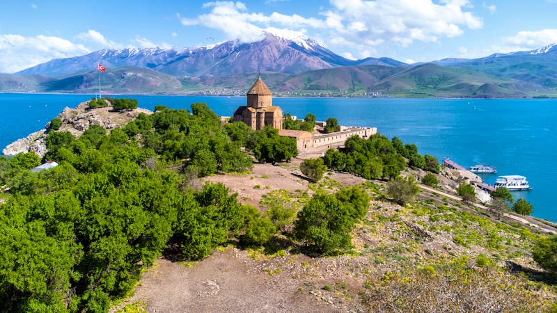Insel Akdamar im Vansee  - ©Esin Deniz - stock.adobe.com