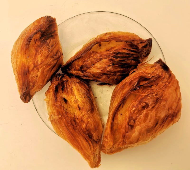 Leckere Pastizzi, gefüllte Teigtaschen in Rabat - eine maltesische Spezialität - ©Simone Willner - Eberhardt TRAVEL