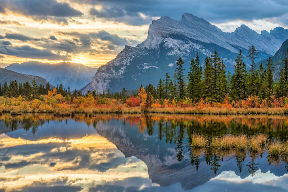 Banff Nationalpark - Mount Rundle &ndash; &copy; Craig Zerbe - stock.adobe.com