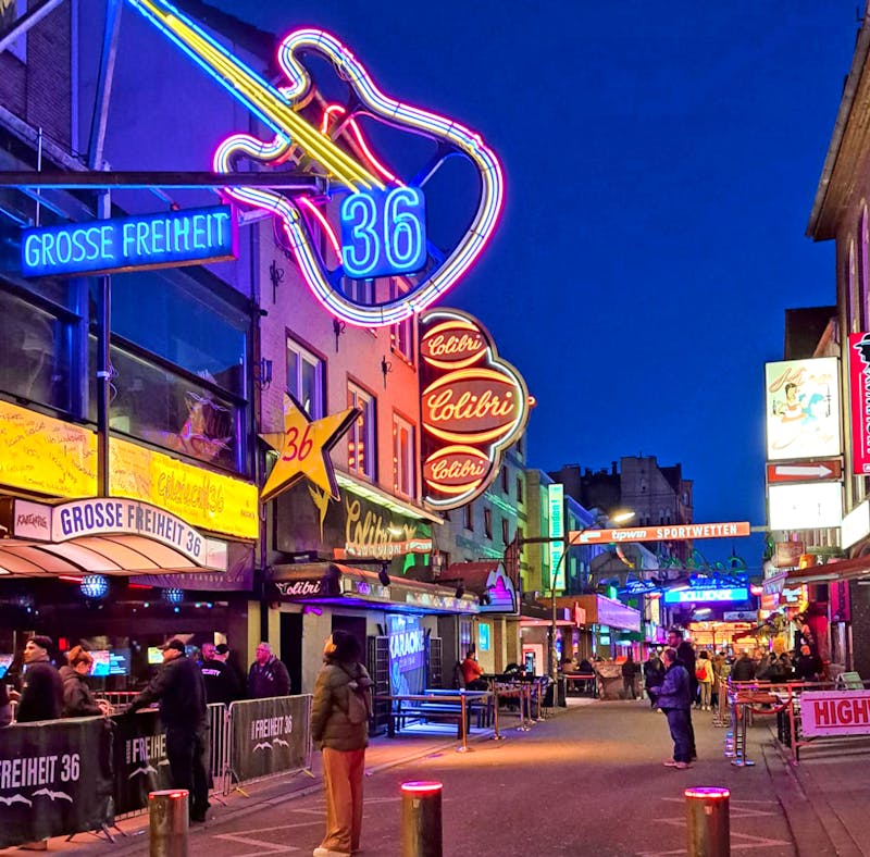 Reeperbahn in Hamburg - ©Marion Kottlos - Eberhardt TRAVEL