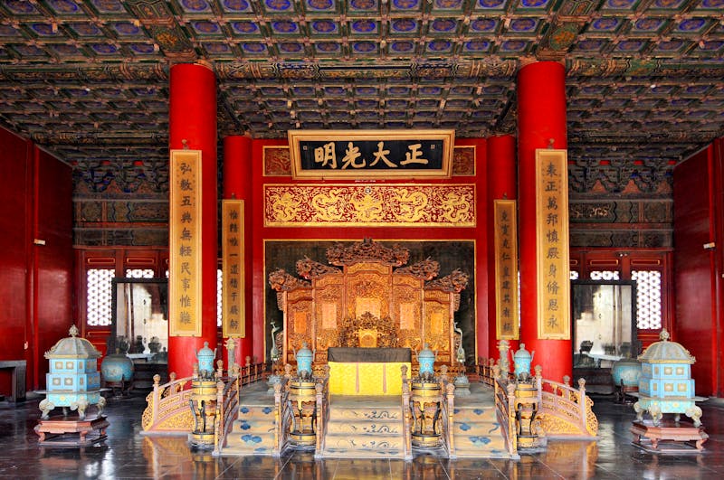 Peking - Kaiserthron in der Verbotenen Stadt - ©GISTEL - stock.adobe.com