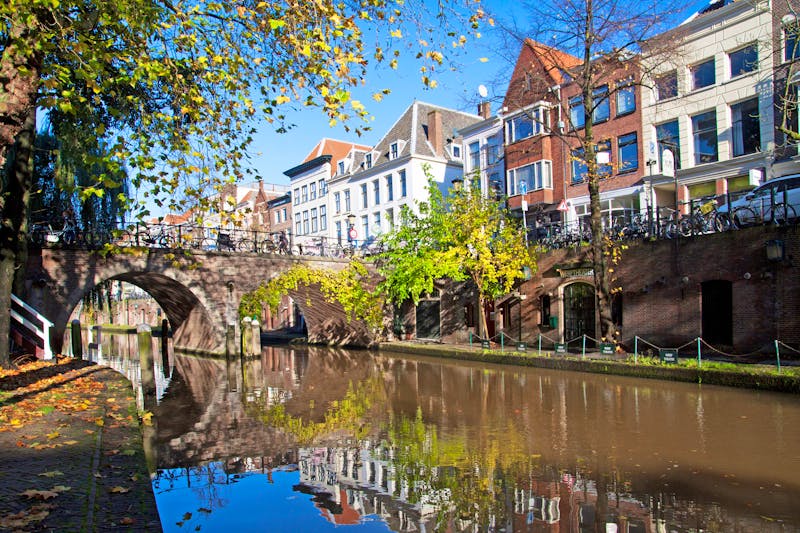 The Oudegracht - alter Kanal in Utrecht - ©mauvries - stock.adobe.com