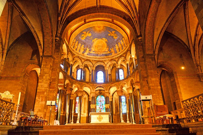 Innenansicht der Liebfrauenbasilika in Maastricht - ©Ilhan Balta - stock.adobe.com
