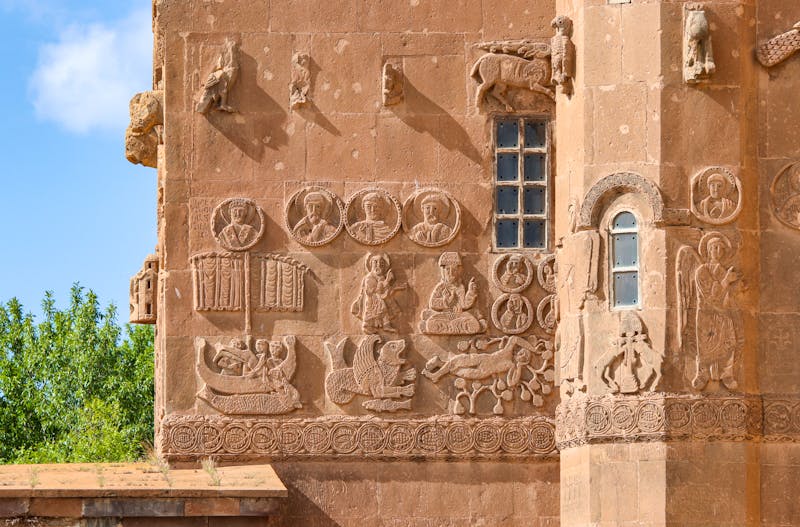 Reliefs an der Armenischen Kirche auf der Insel Akdamar - ©Esin Deniz - stock.adobe.com